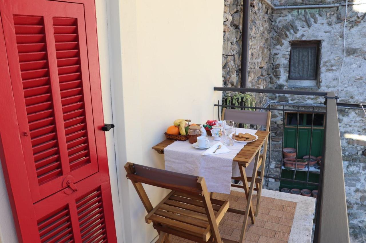 Appartamento Ca' Baci' Pigna Exterior photo